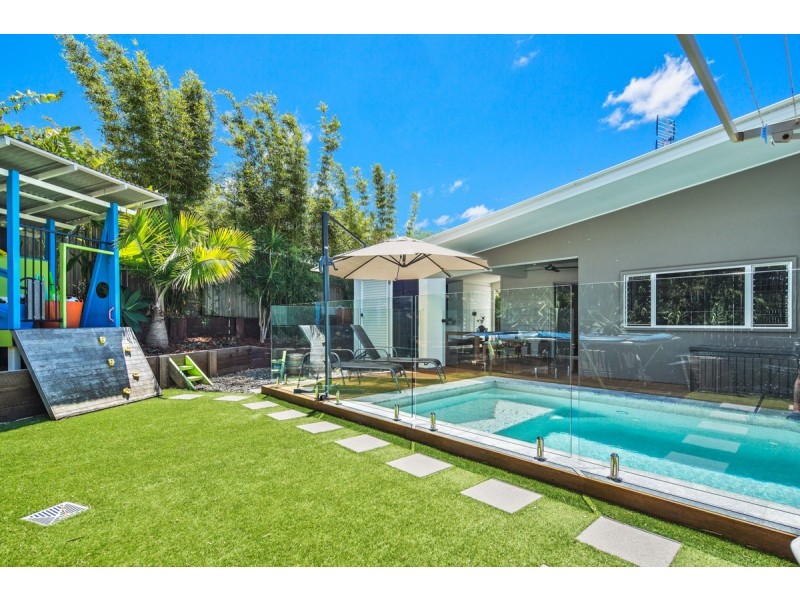 9 Tolkien Place, Coolum Beach QLD 4573