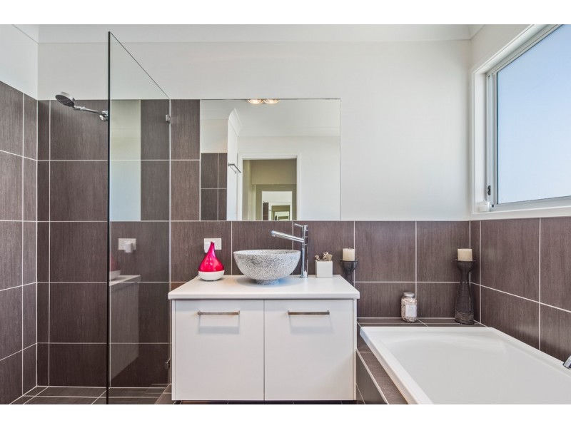 9 Tolkien Place, Coolum Beach QLD 4573