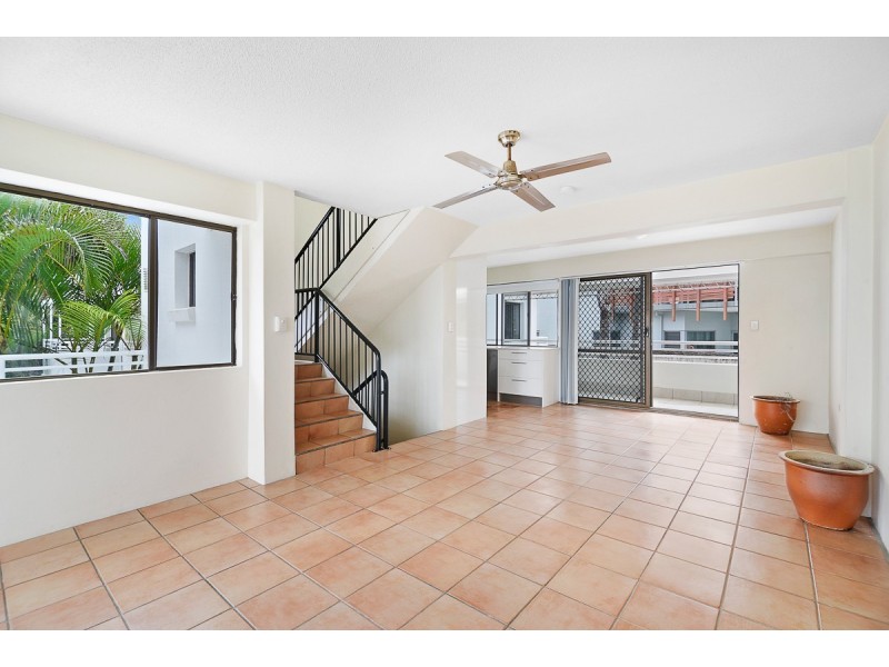 2/4 Avocet Parade, Peregian Beach QLD 4573