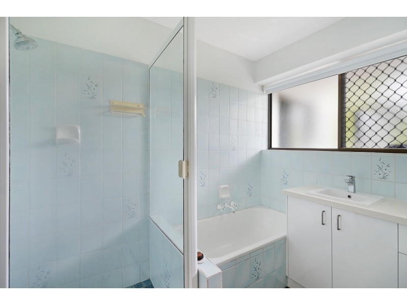 2/4 Avocet Parade, Peregian Beach QLD 4573