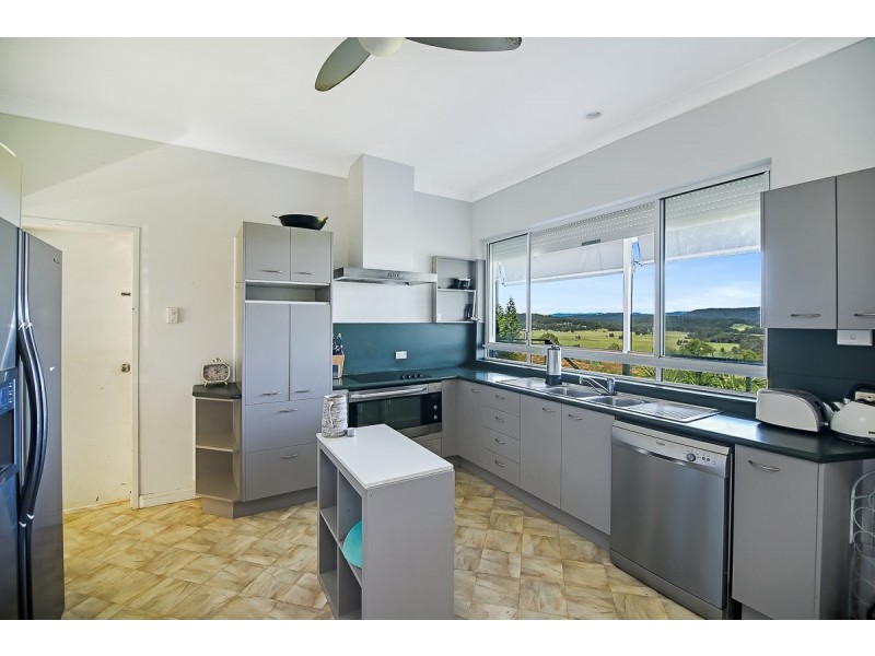 70 Tinarra Close, Maroochy River QLD 4561