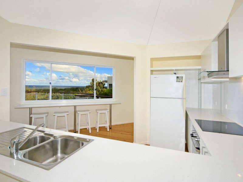 2/20 Peregian Esplanade, Peregian Beach QLD 4573