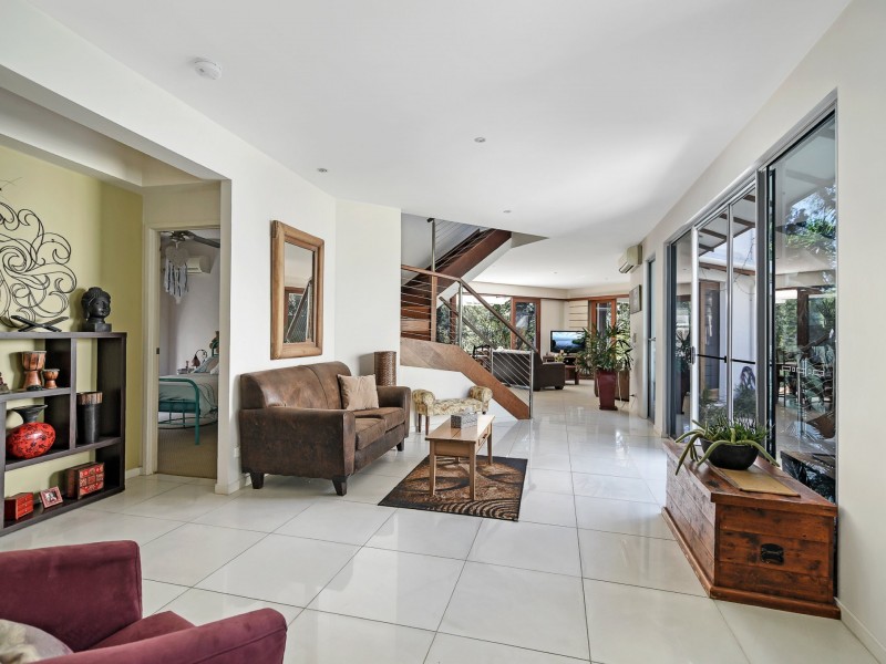 5 Bunker Court, Peregian Springs QLD 4573