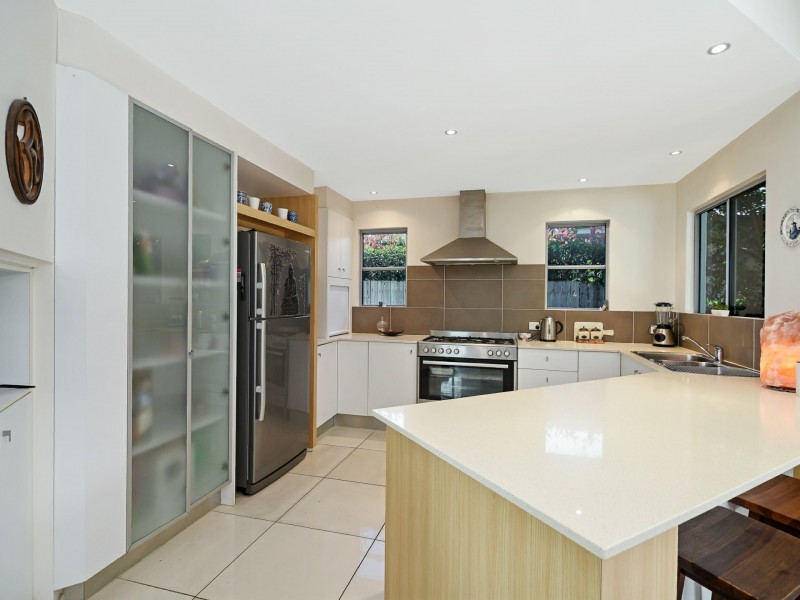 5 Bunker Court, Peregian Springs QLD 4573