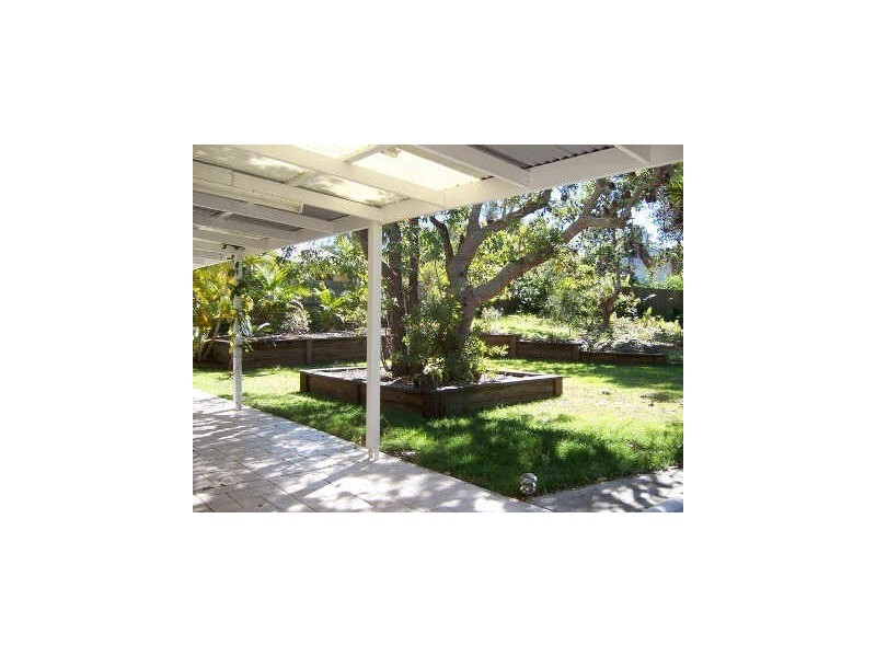 4 Hawthorn Grove, Marcus Beach QLD 4573