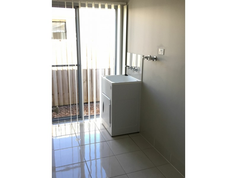 8 Feathertail Place, Peregian Springs QLD 4573