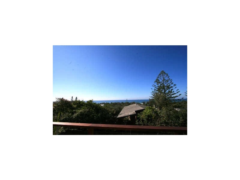 16 Jacana St, Peregian Beach QLD 4573