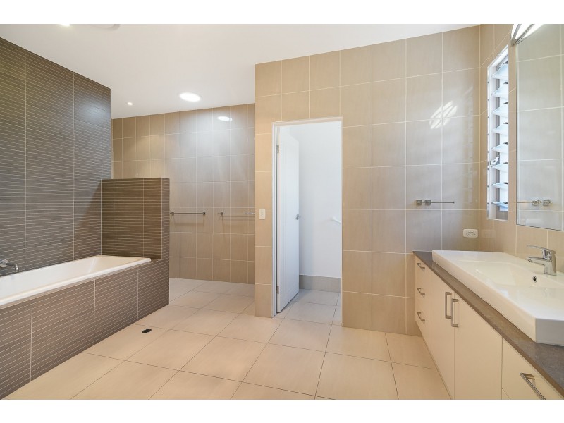 3 Bunker Court, Peregian Springs QLD 4573