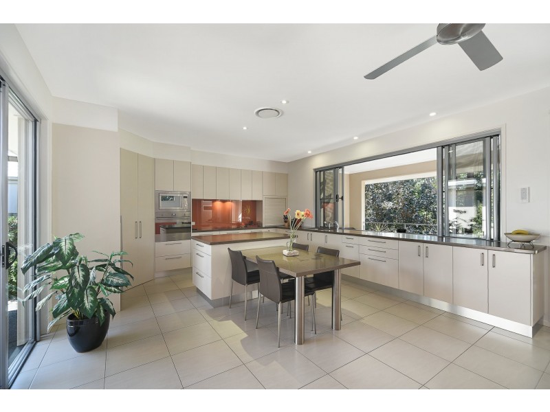 3 Bunker Court, Peregian Springs QLD 4573