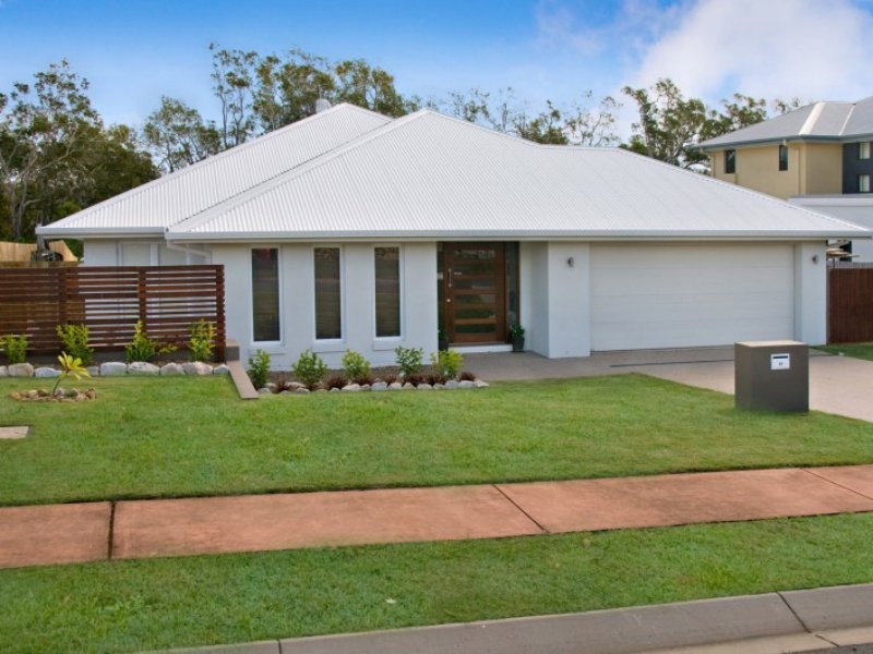 50 Sandhurst Crescent, Peregian Springs QLD 4573