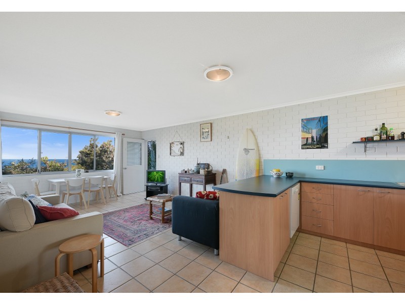 2/11 Martin Street, Peregian Beach QLD 4573