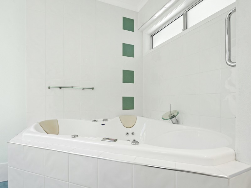 43 Parakeet Crescent, Peregian Beach QLD 4573