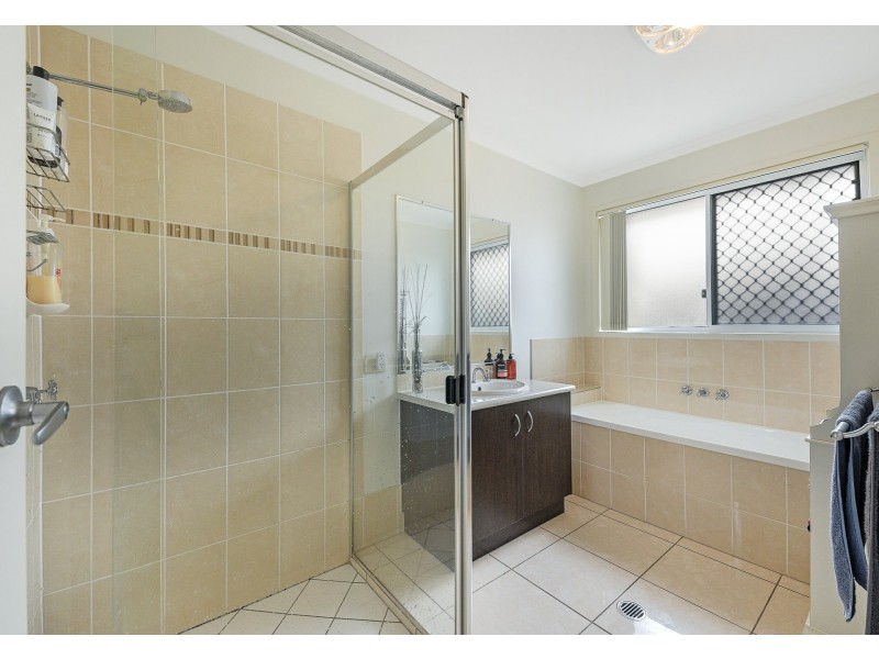 64 Balgownie Drive, Peregian Springs QLD 4573
