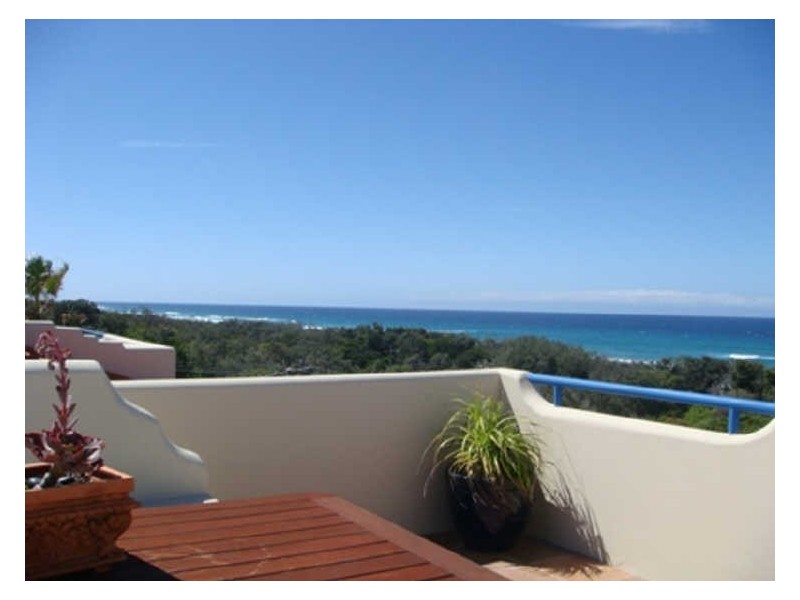 1/82 Peregian Esplanade, Peregian Beach QLD 4573