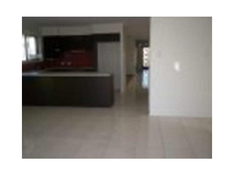 8 Sandhurst Cres, Peregian Springs QLD 4573
