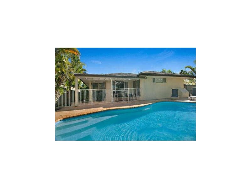 9 Skipper Place, Noosaville QLD 4566