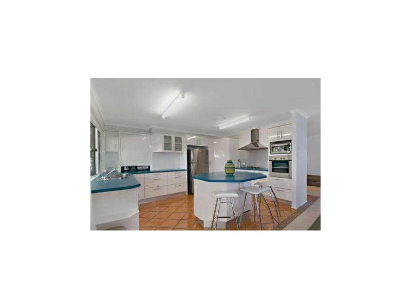 9 Skipper Place, Noosaville QLD 4566