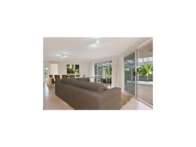 9 Skipper Place, Noosaville QLD 4566