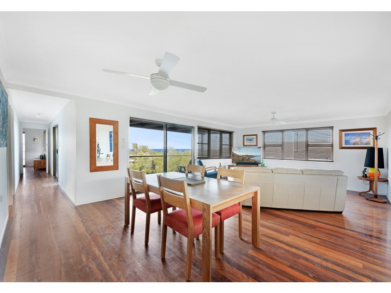 8 Pelican Street, Peregian Beach QLD 4573