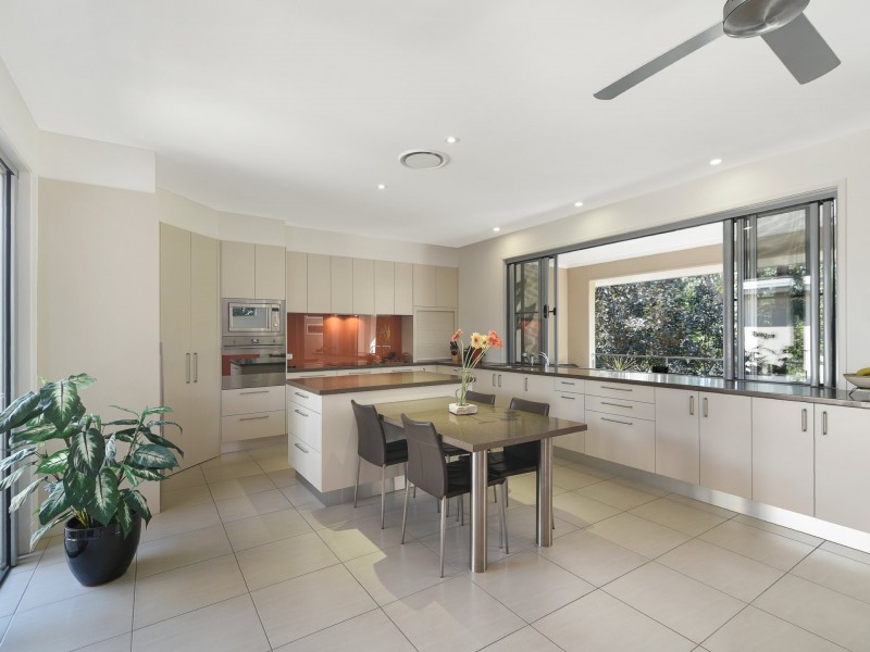 3 Bunker Court, Peregian Springs QLD 4573