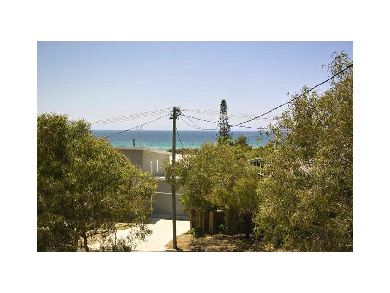 4 Callitris Crescent, Marcus Beach QLD 4573