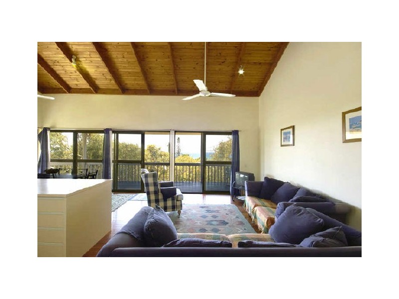 4 Callitris Crescent, Marcus Beach QLD 4573