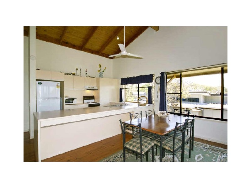 4 Callitris Crescent, Marcus Beach QLD 4573