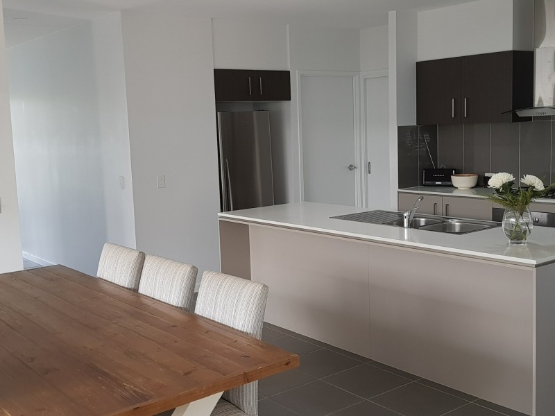 14 Harrier Crescent, Peregian Springs QLD 4573