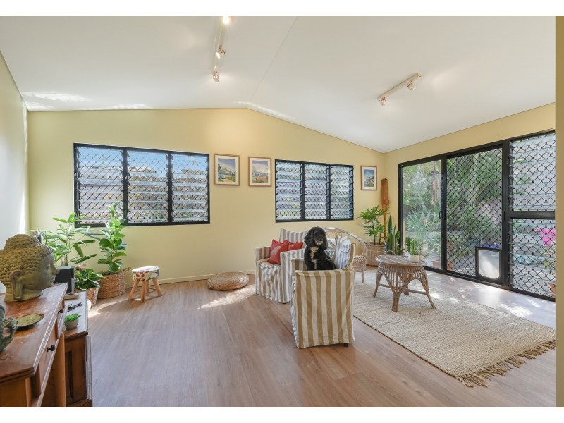 2/2255 David Low Way, Peregian Beach QLD 4573