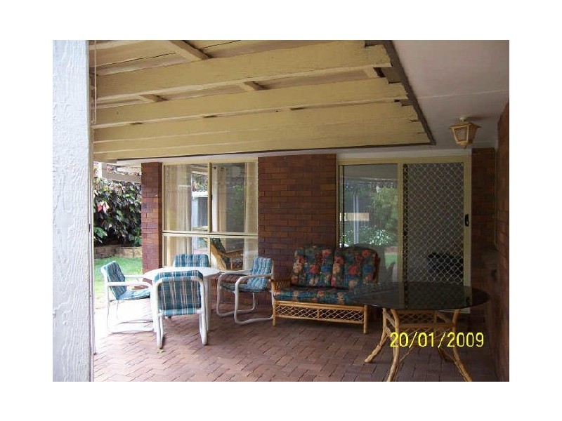 10 Wavecrest Dr, Castaways Beach QLD 4567