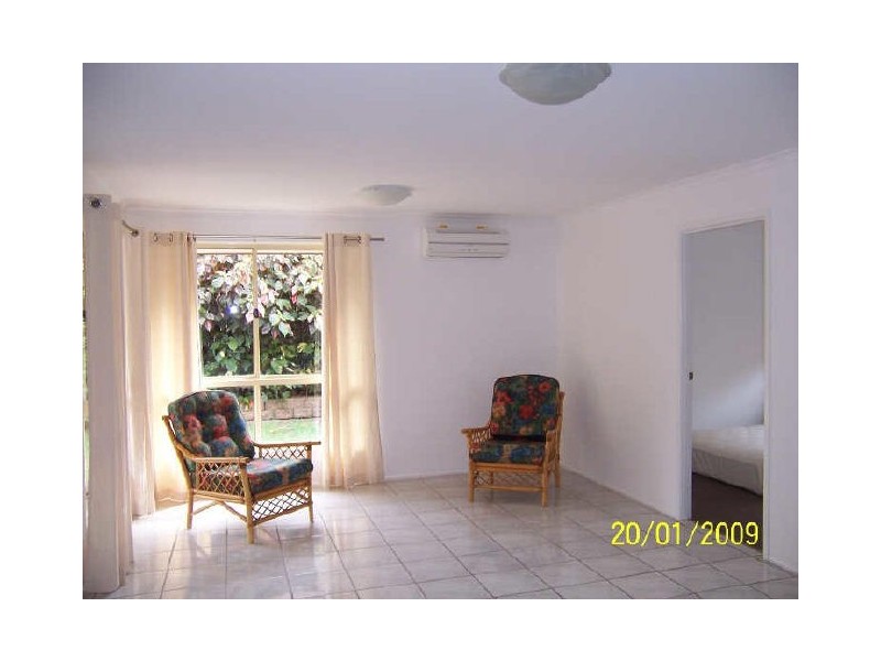 10 Wavecrest Dr, Castaways Beach QLD 4567