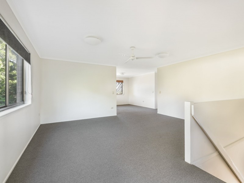 2 Paluma Street, Sunrise Beach QLD 4567