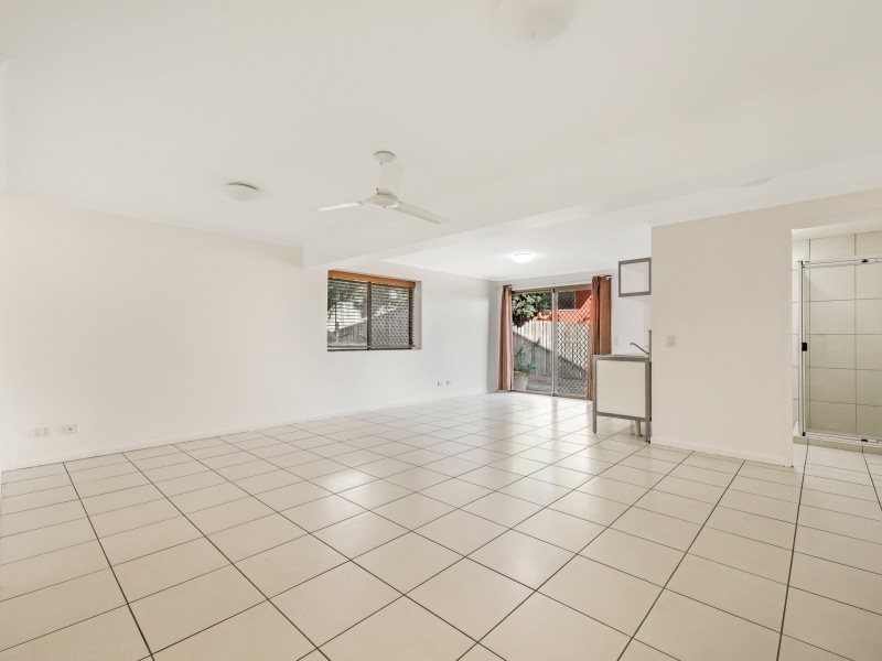 2 Paluma Street, Sunrise Beach QLD 4567