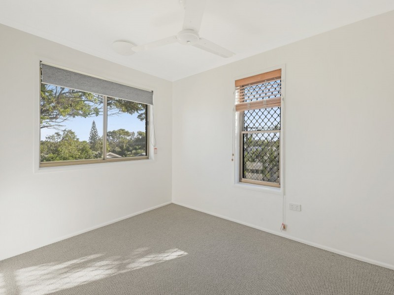 2 Paluma Street, Sunrise Beach QLD 4567