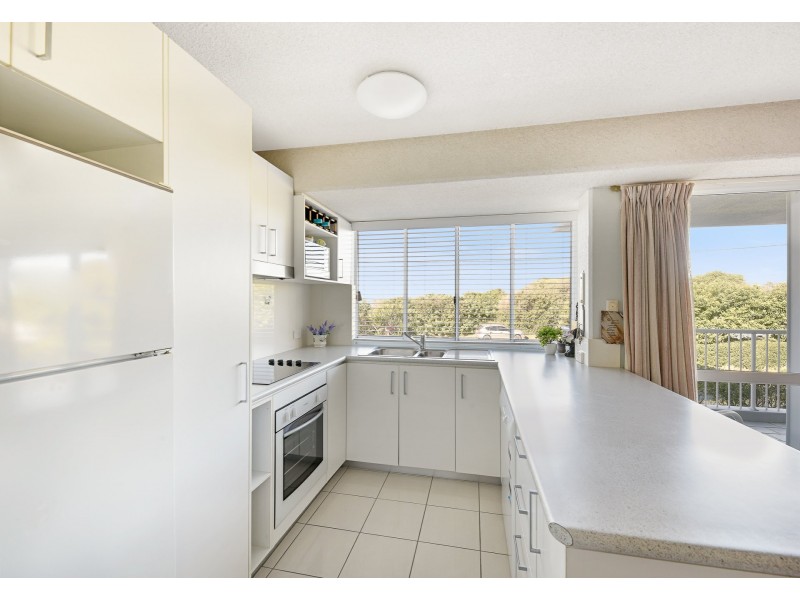 9/60 Peregian Esplanade, Peregian Beach QLD 4573