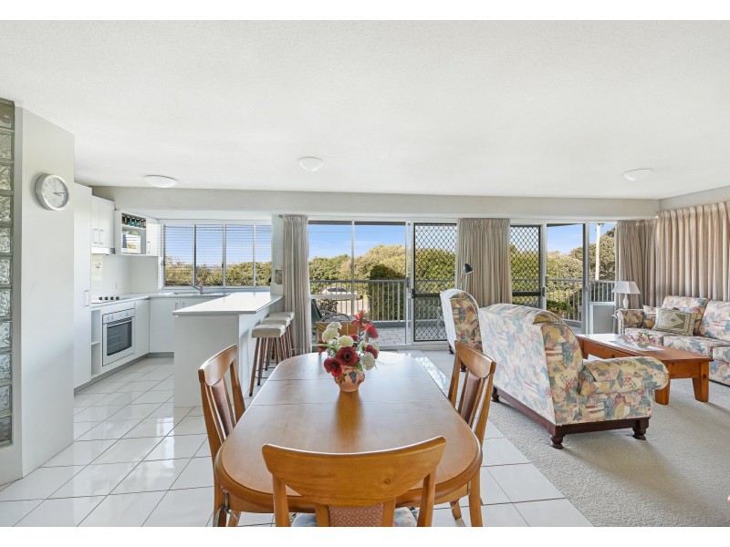 9/60 Peregian Esplanade, Peregian Beach QLD 4573