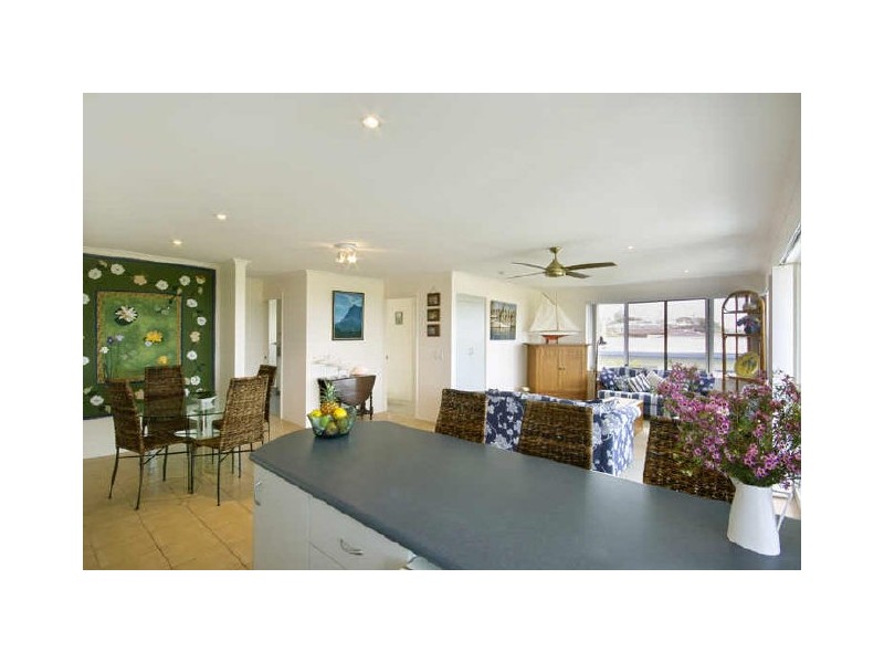 12/60-64 Peregian Espl, OCEAN SHORES, Peregian Beach QLD 4573