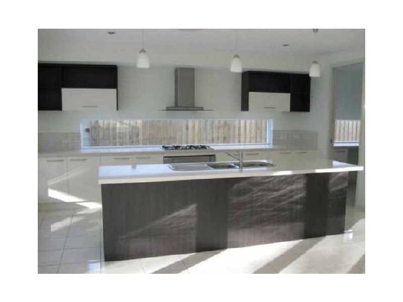 25 Glen Abby Ave, Peregian Springs QLD 4573
