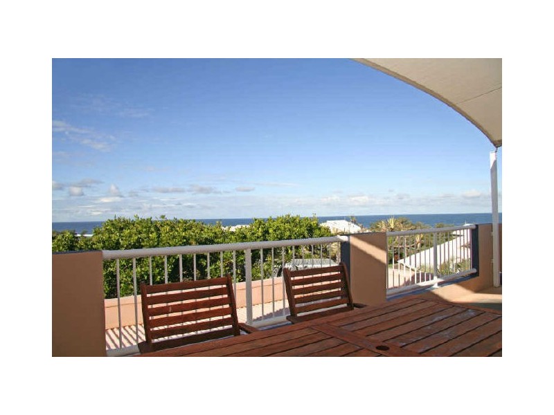 2/38 Jacana Street, LAMOGE, Peregian Beach QLD 4573