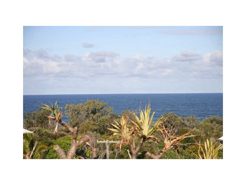2/38 Jacana Street, LAMOGE, Peregian Beach QLD 4573
