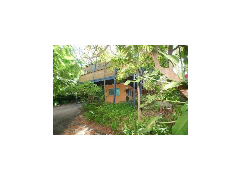 172 Edwards St, Sunshine Beach QLD 4567