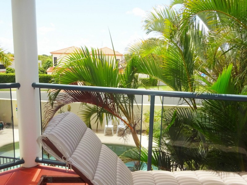 1/49 Southern Cross Parade, Sunrise Beach QLD 4567