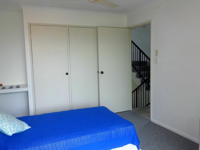 1/49 Southern Cross Parade, Sunrise Beach QLD 4567