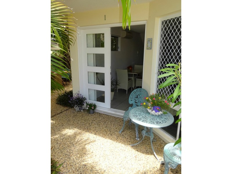 1/49 Southern Cross Parade, Sunrise Beach QLD 4567