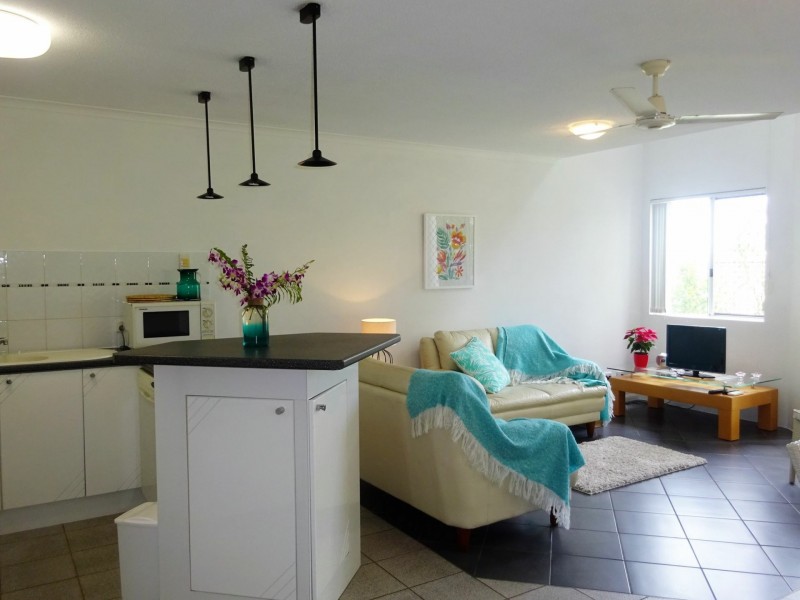 1/49 Southern Cross Parade, Sunrise Beach QLD 4567