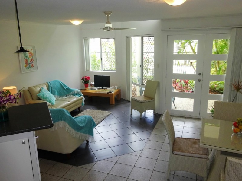 1/49 Southern Cross Parade, Sunrise Beach QLD 4567