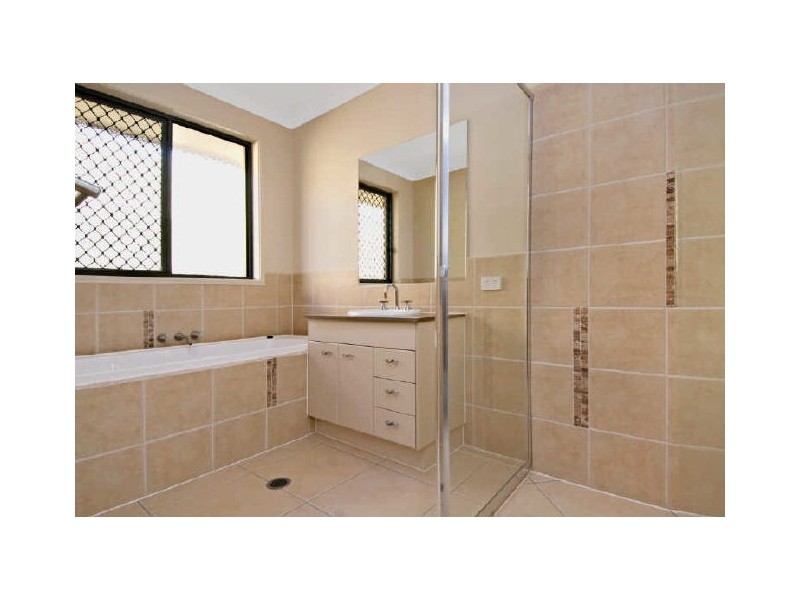 13 Waterville Way, Peregian Springs QLD 4573