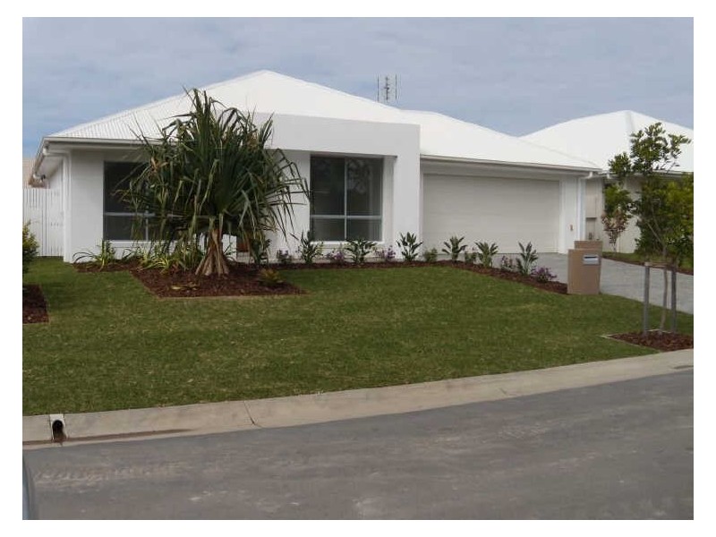 12 Mornington Crescent, Peregian Springs QLD 4573