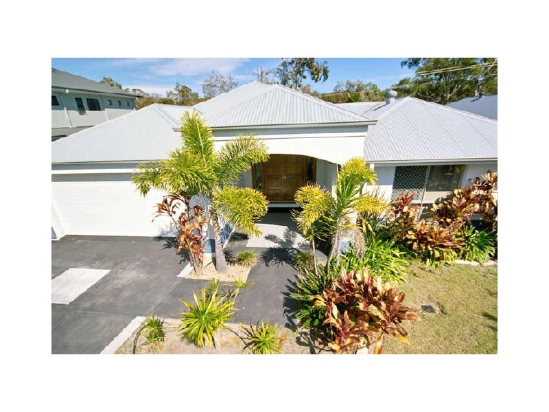 12 Dornoch Way, Peregian Springs QLD 4573