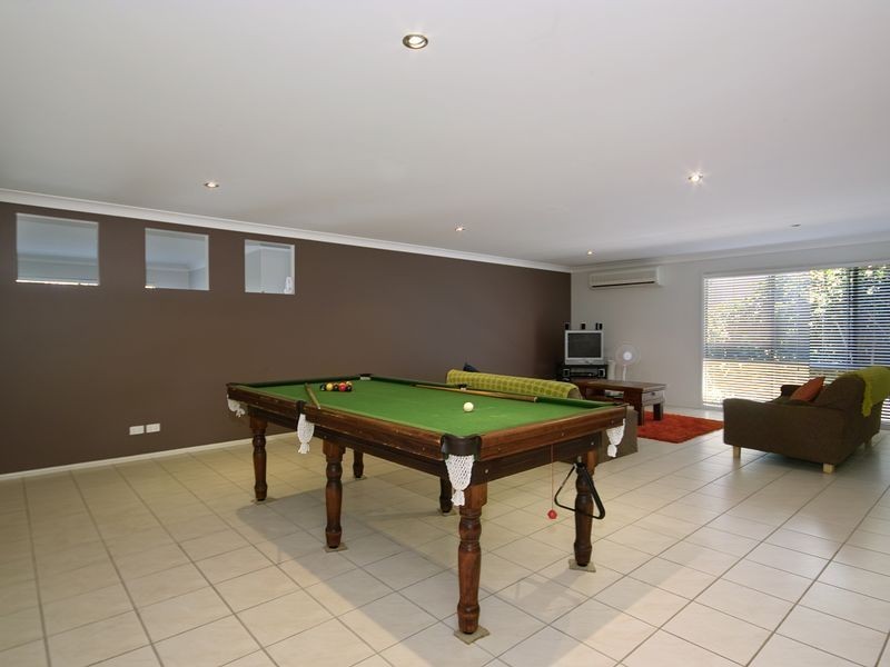 11 Riviera Crescent, Peregian Springs QLD 4573
